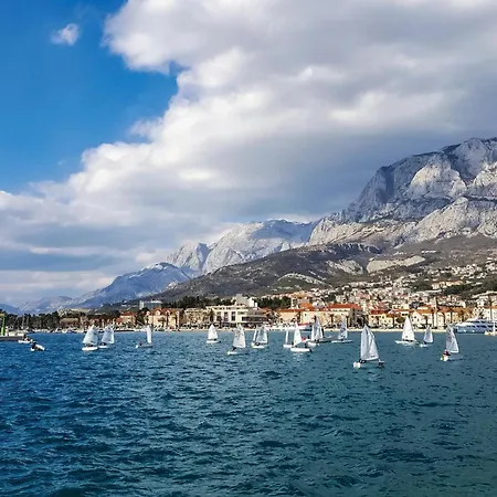 Lovely In * Makarska